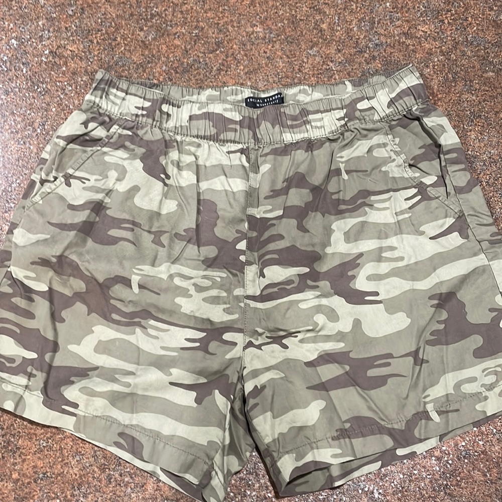 Social Standard by Sanctuary Camo Shorts